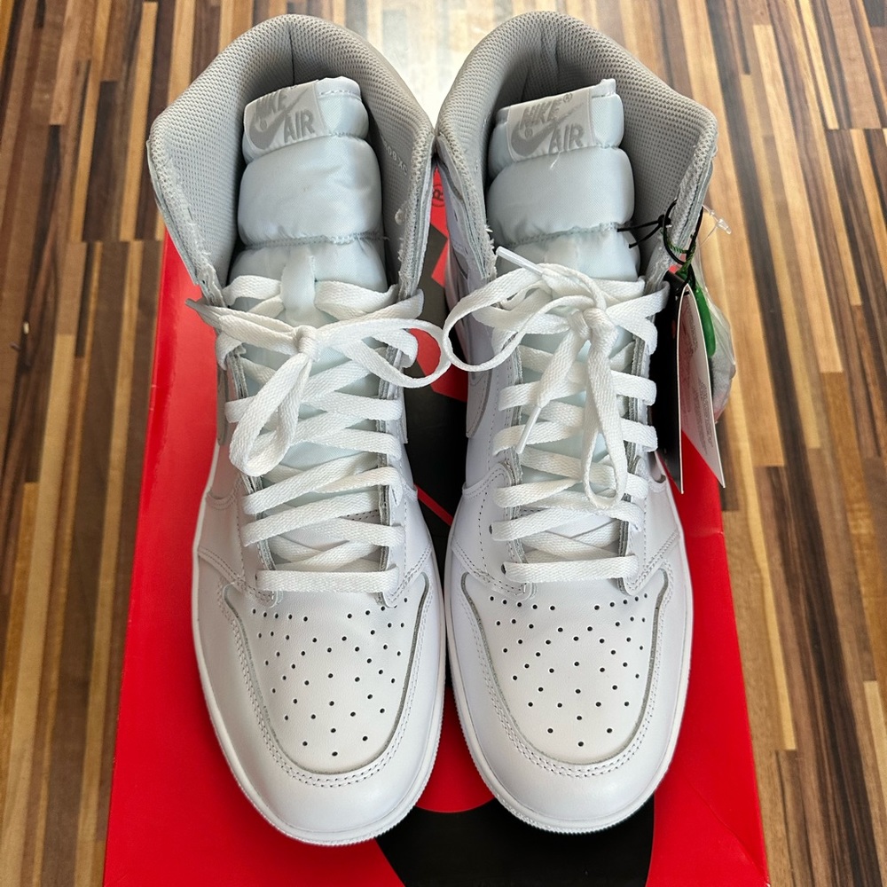Air Jordan 1 High- Neutral Grays Size 13 Men’s with box